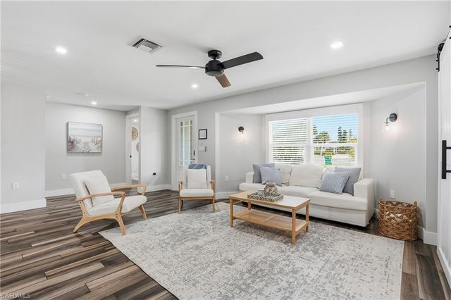 1806 Ibis LN E, Sanibel, FL 33957