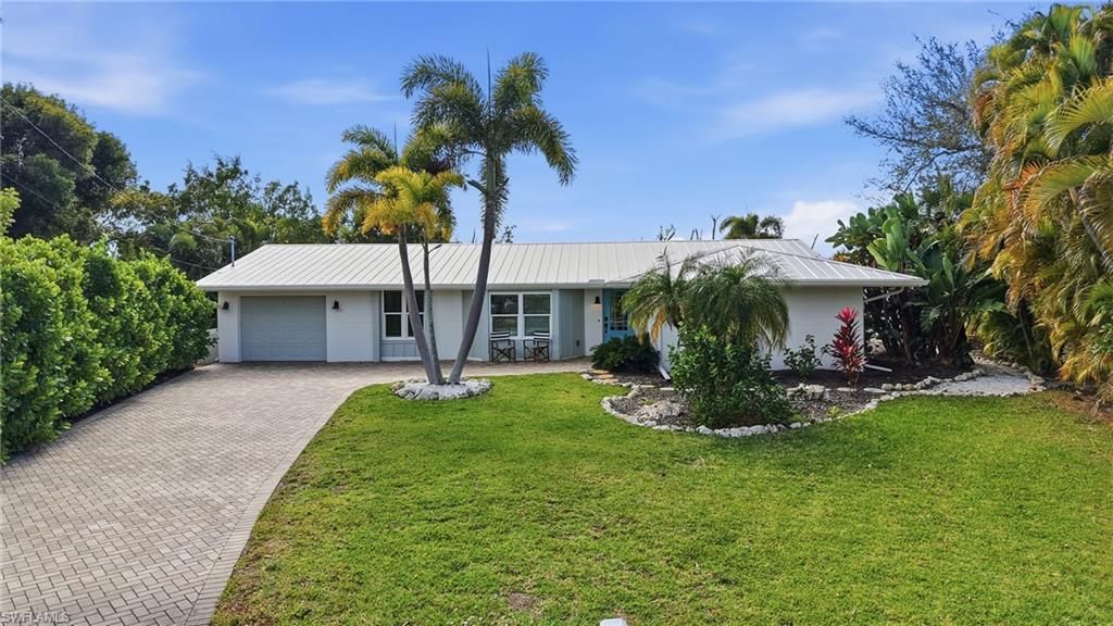 1806 Ibis LN E, Sanibel, FL 33957