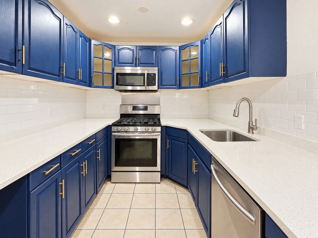 5633 Edge Lake Drive, Oak Lawn, IL 60453 — photo 3