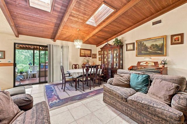 30136 Rolling Hills, Valley Center, CA 92082