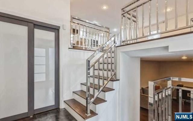 44 Roberts Court, Tenafly, NJ 07670