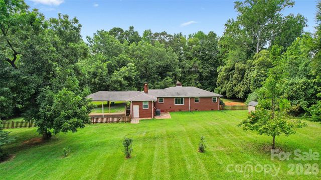 2305 Williams Road, Matthews, NC 28105