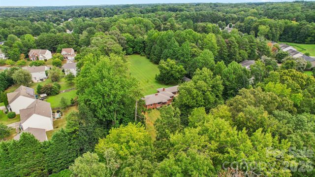 2305 Williams Road, Matthews, NC 28105
