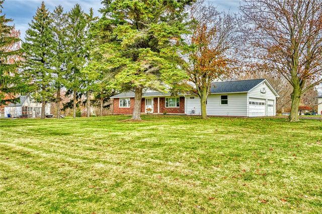 250 Webster Road, Webster, NY 14580