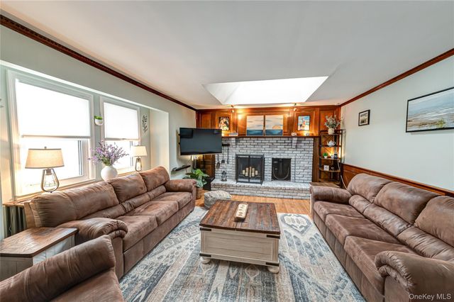 3 Cord Avenue, West Babylon, NY 11704