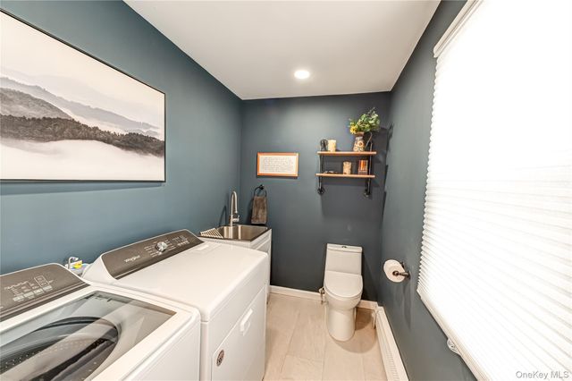 3 Cord Avenue, West Babylon, NY 11704