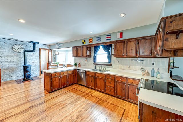 3 Cord Avenue, West Babylon, NY 11704