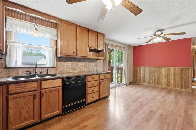 2511 N 84th Terrace, Kansas City, KS 66109