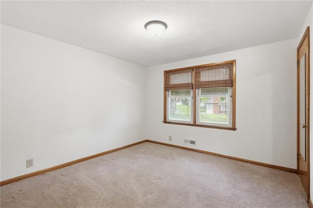 2511 N 84th Terrace, Kansas City, KS 66109
