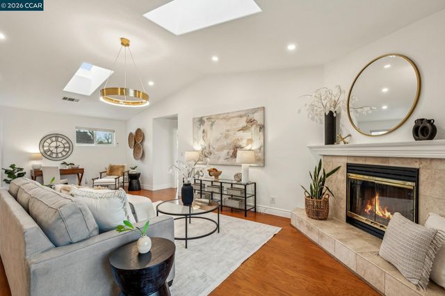 1651 Green Valley Rd., Danville, CA 94526