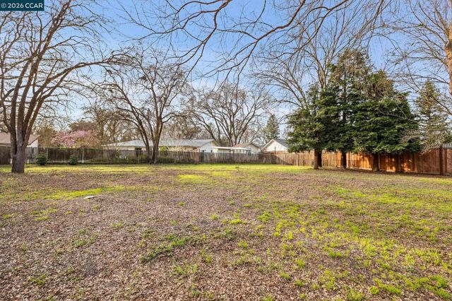 1651 Green Valley Rd., Danville, CA 94526