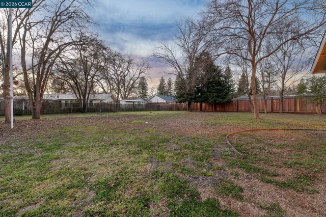 1651 Green Valley Rd., Danville, CA 94526