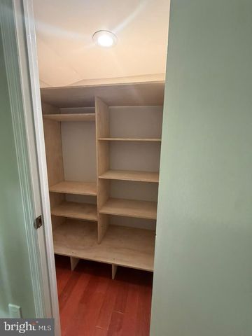 131 SUMMIT AVE, Trenton, NJ 08628