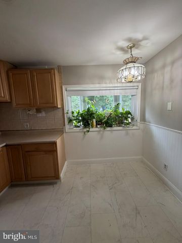 131 SUMMIT AVE, Trenton, NJ 08628