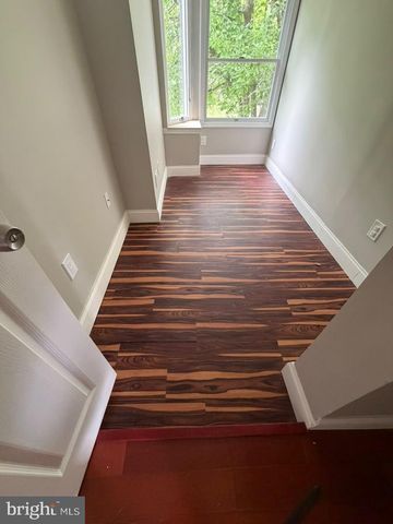 131 SUMMIT AVE, Trenton, NJ 08628