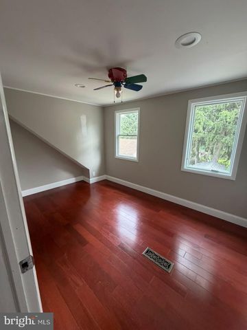 131 SUMMIT AVE, Trenton, NJ 08628