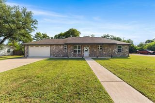 601 Santa Fe Drive, Woodway, TX 76712