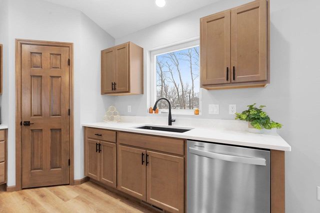 N9292 CONSTELLATION DRIVE, Appleton, WI 54915