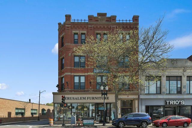 64 Market Street 209, Lynn, MA 01901