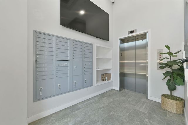 64 Market Street 209, Lynn, MA 01901