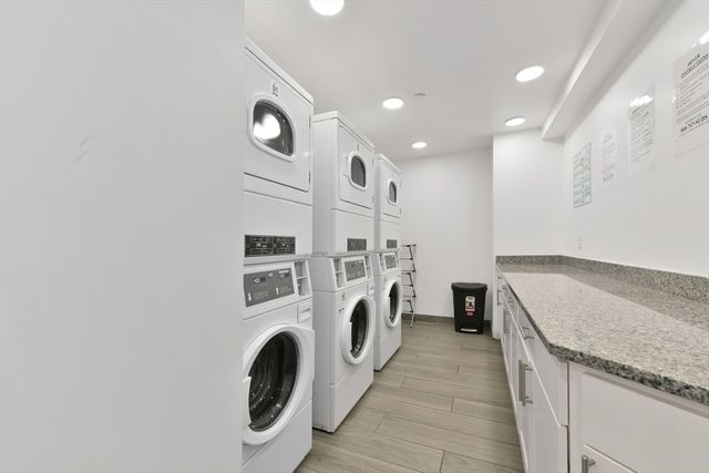 64 Market Street 209, Lynn, MA 01901