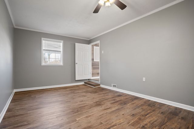 770 E Hudgens St, Cookeville, TN 38501