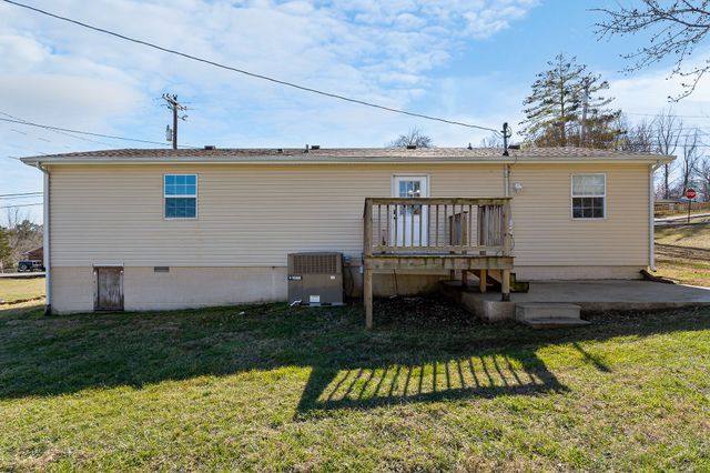 770 E Hudgens St, Cookeville, TN 38501