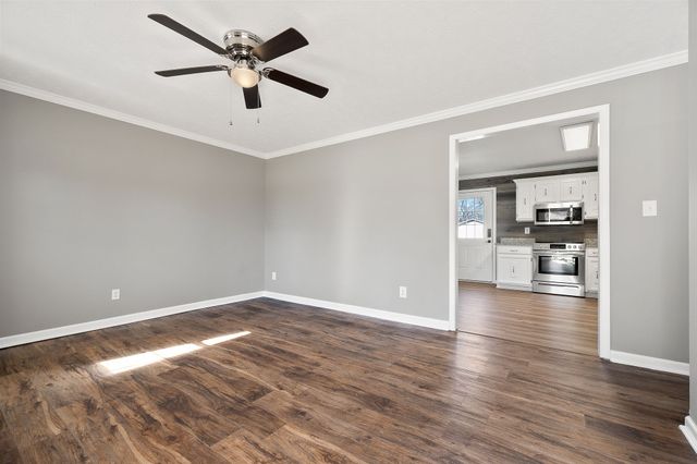 770 E Hudgens St, Cookeville, TN 38501