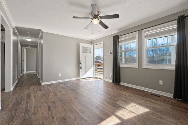 770 E Hudgens St, Cookeville, TN 38501