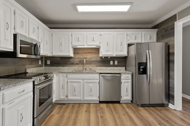 770 E Hudgens St, Cookeville, TN 38501