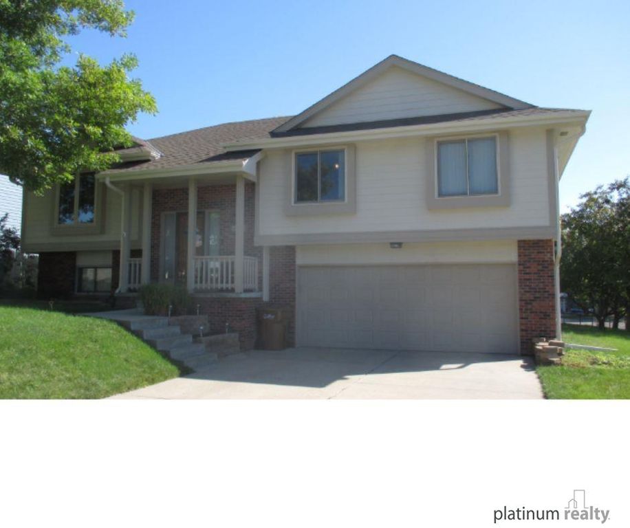 9903 S 10 Street, Bellevue, NE 68123