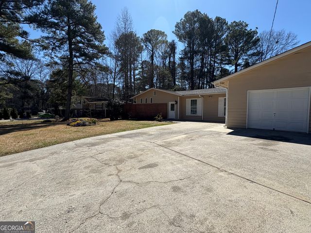 2807 McClave Drive, Doraville, GA 30340