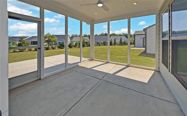 2457 Naples Street, Hoschton, GA 30548