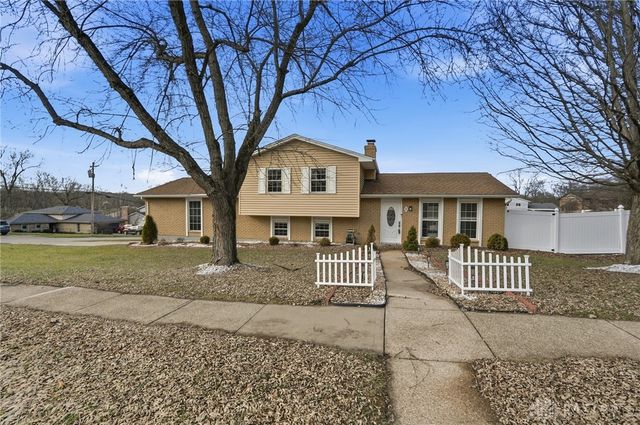 1 Pinehurst Court, Fairfield, OH 45014