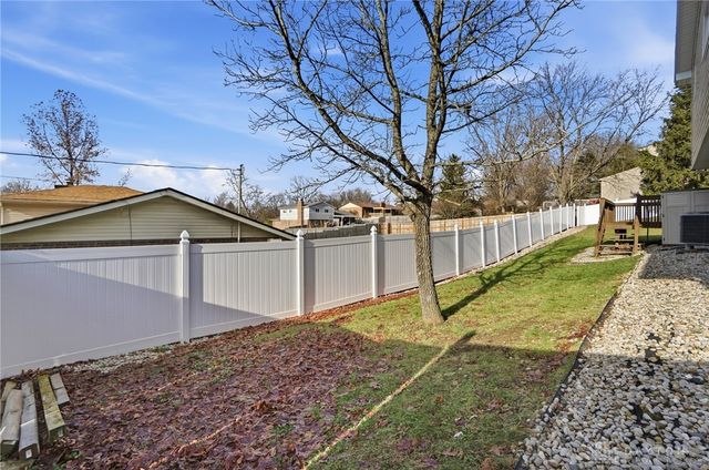 1 Pinehurst Court, Fairfield, OH 45014