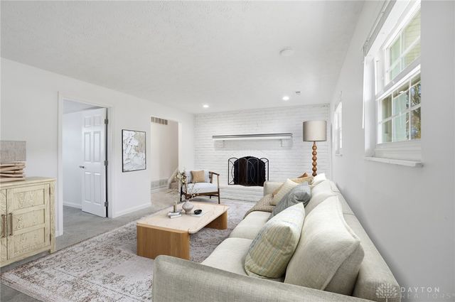 1 Pinehurst Court, Fairfield, OH 45014