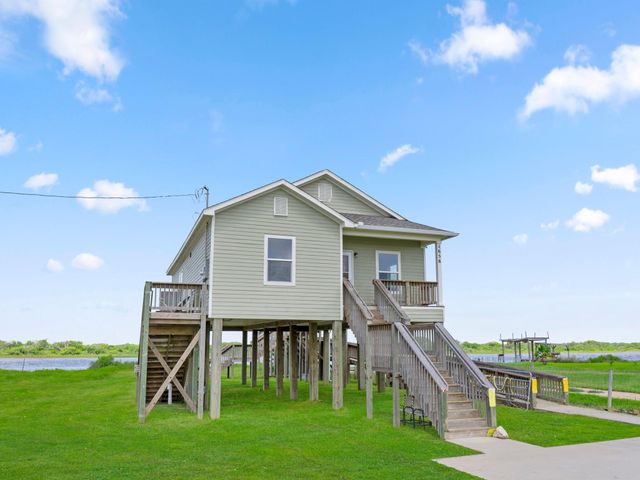 1656 County Road 616, Sargent, TX 77414