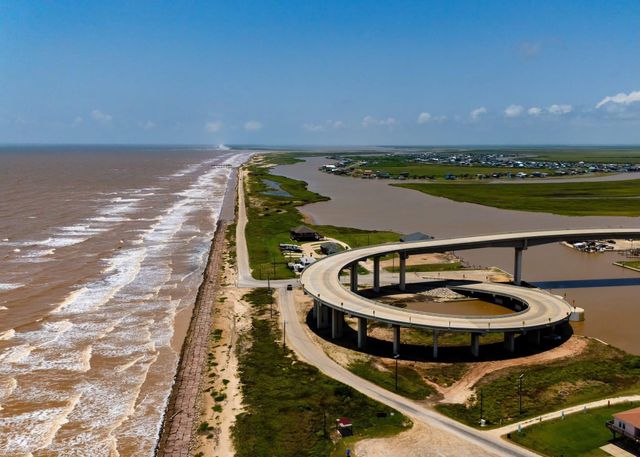 1656 County Road 616, Sargent, TX 77414