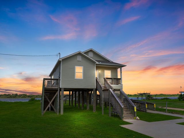 1656 County Road 616, Sargent, TX 77414