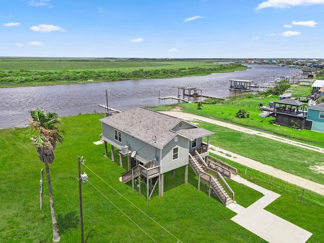 1656 County Road 616, Sargent, TX 77414