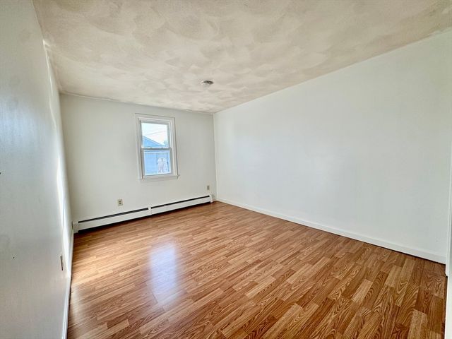 32 Delta Ter 32, Malden, MA 02148