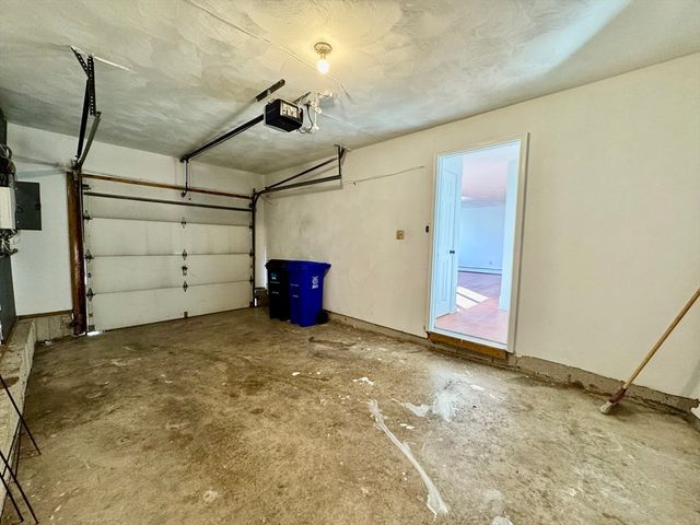 32 Delta Ter 32, Malden, MA 02148