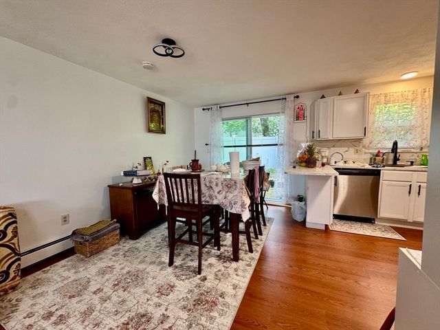 32 Delta Ter 32, Malden, MA 02148