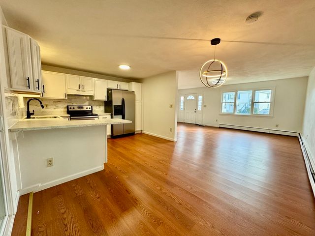 32 Delta Ter 32, Malden, MA 02148