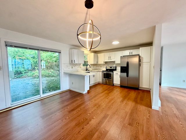 32 Delta Ter 32, Malden, MA 02148