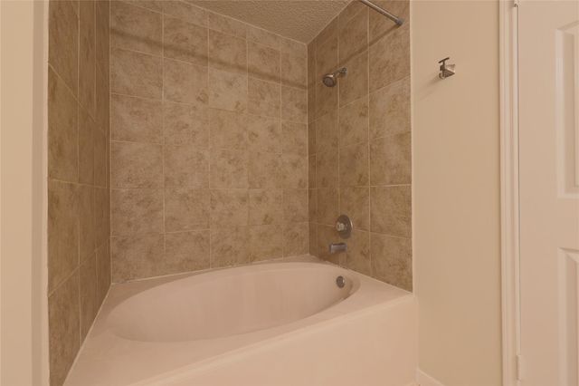 10015 Red Wolf Lane, Houston, TX 77064