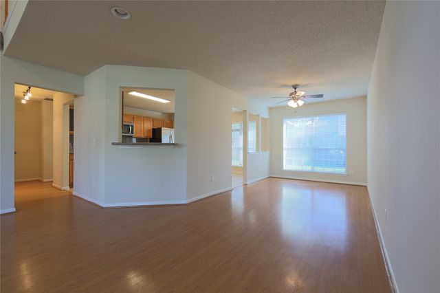 10015 Red Wolf Lane, Houston, TX 77064