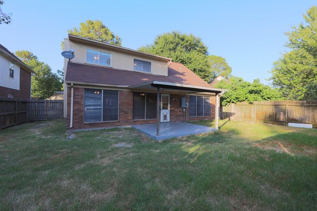 10015 Red Wolf Lane, Houston, TX 77064