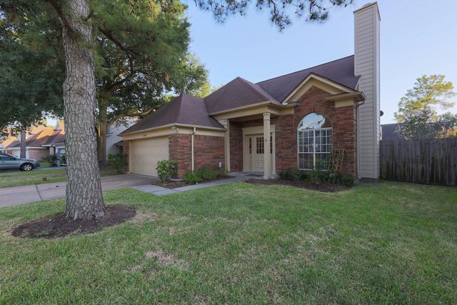 10015 Red Wolf Lane, Houston, TX 77064