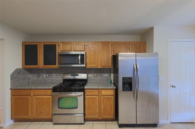 10015 Red Wolf Lane, Houston, TX 77064